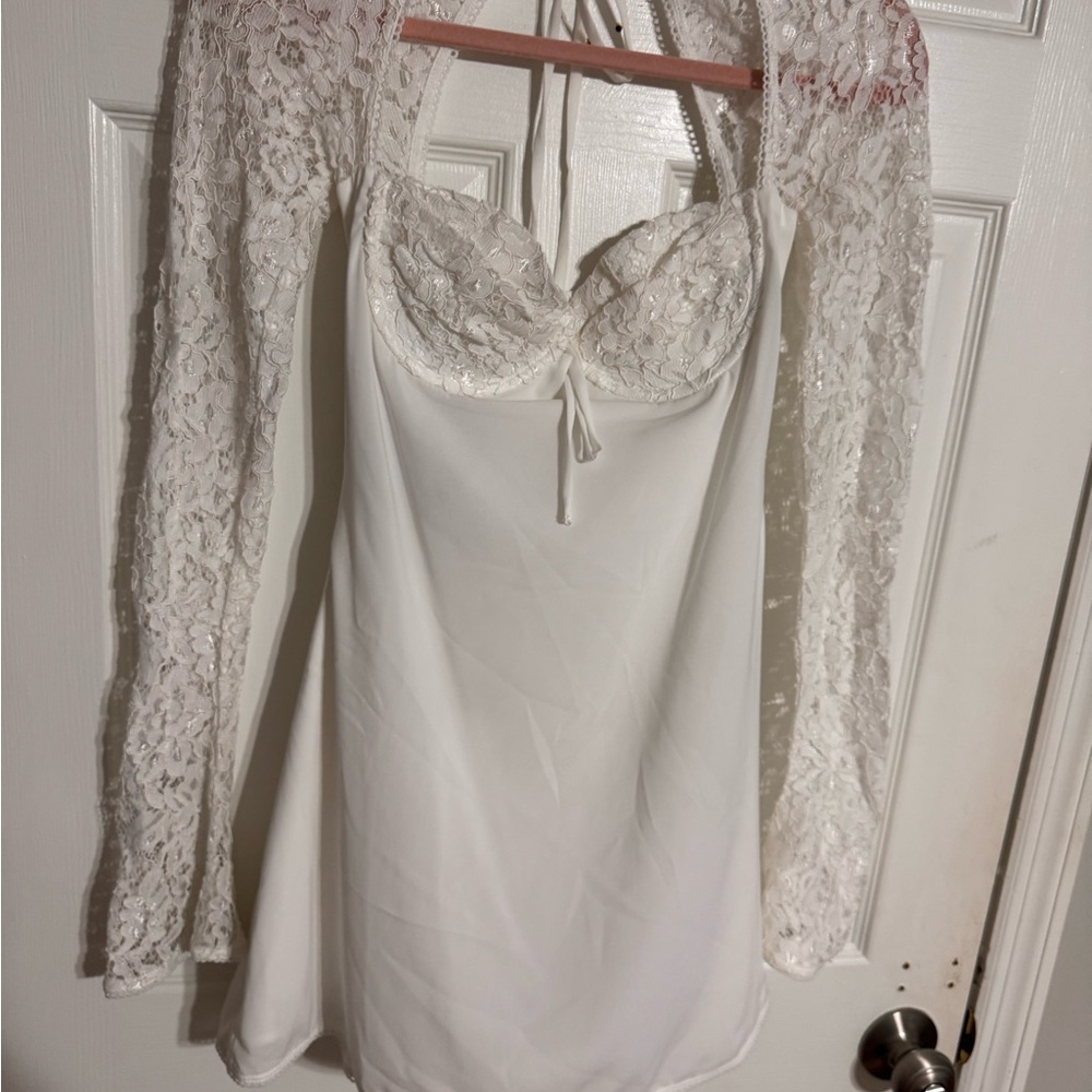 Chic White Lace Halter Mini Dress